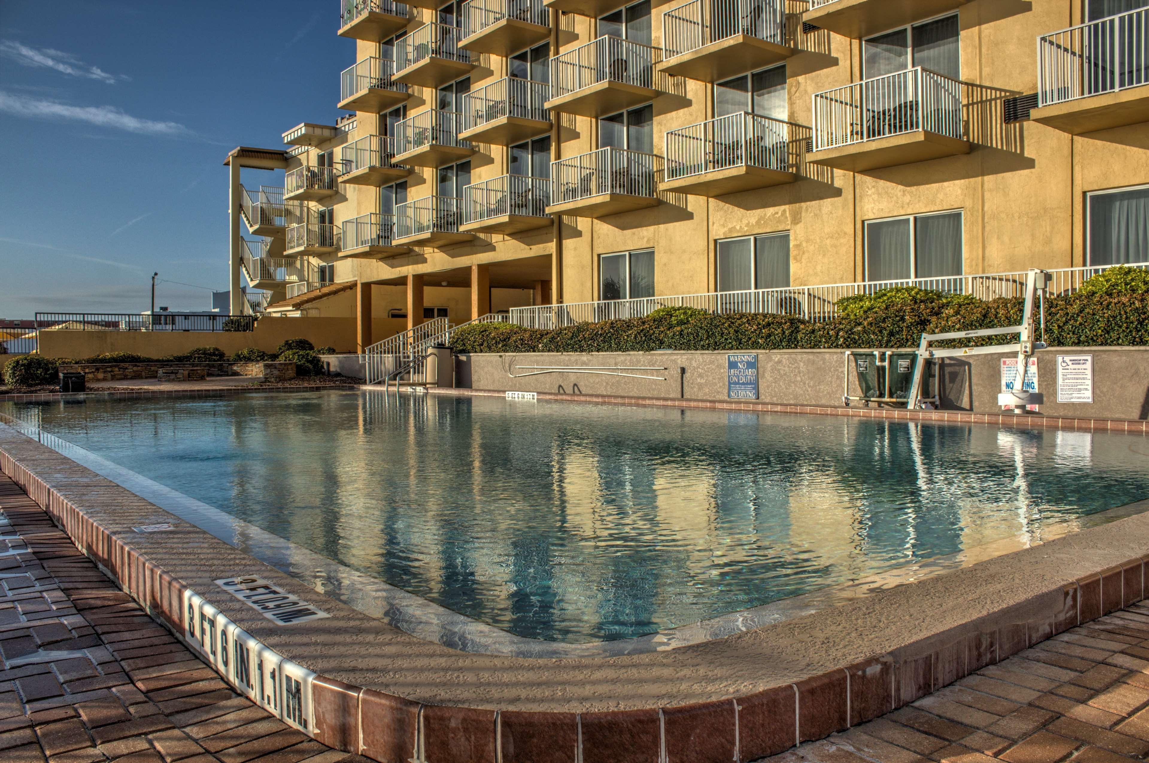 Spark By Hilton Ormond Beach Oceanfront Hotel Exterior photo